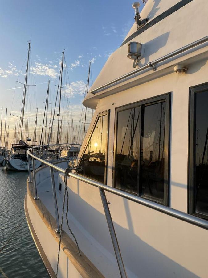 Bateau Atypique Yacht La Rochelle Hotel La Rochelle  Eksteriør billede