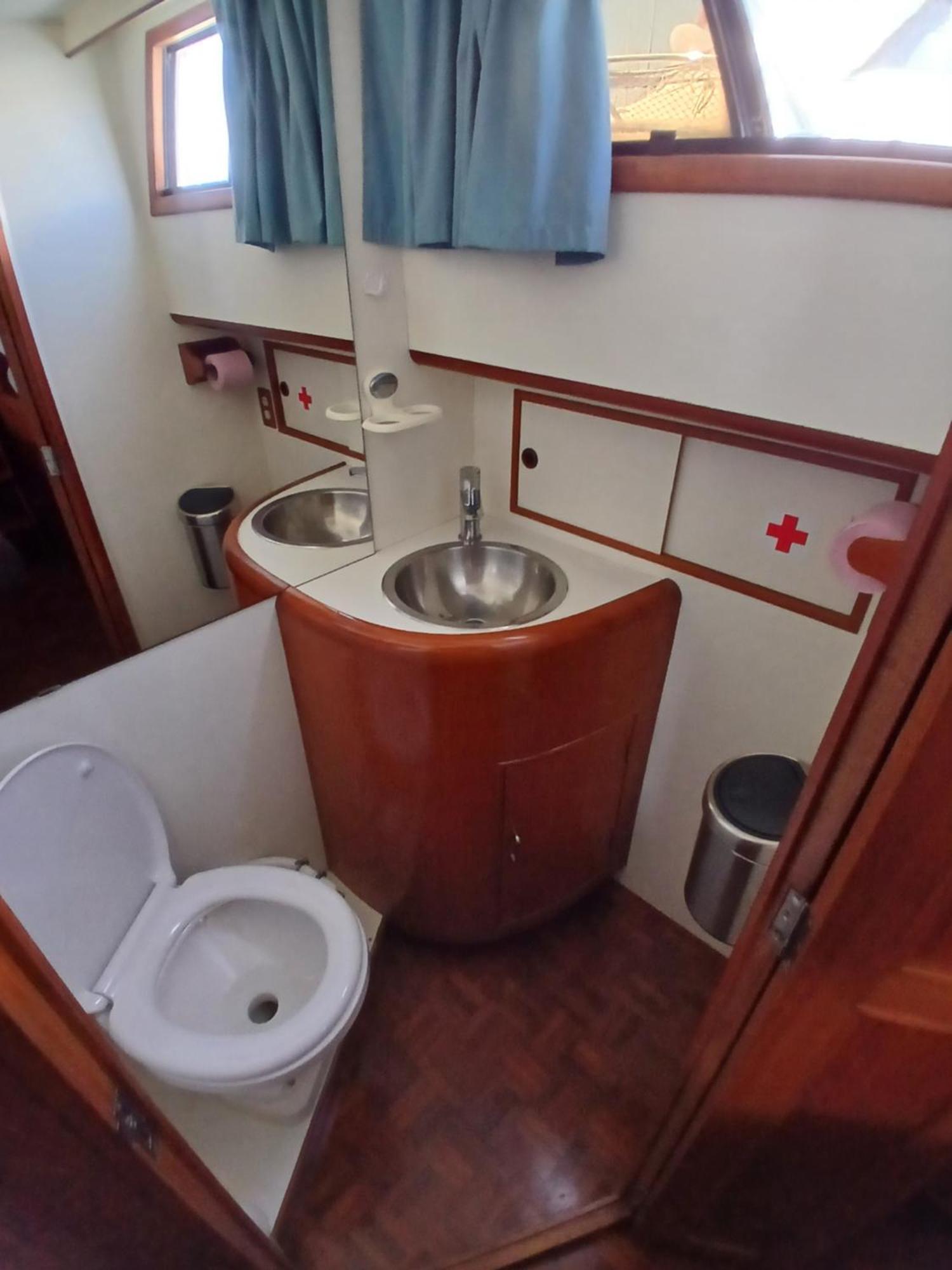 Bateau Atypique Yacht La Rochelle Hotel La Rochelle  Eksteriør billede